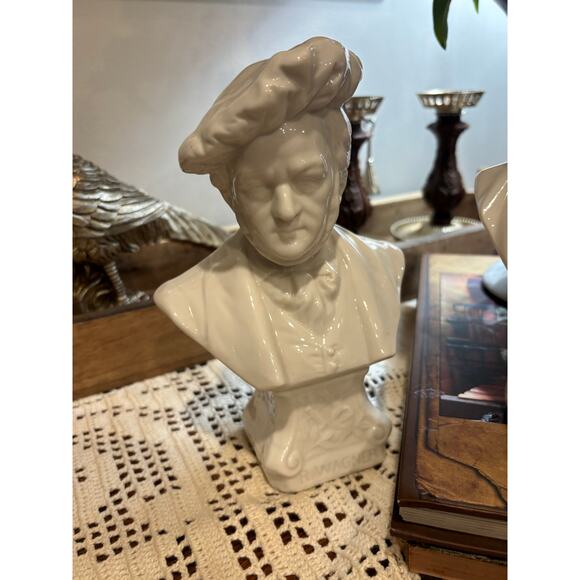 Vtg Bust of Beethoven and Wagner composers Porcelain statues figurines set - Picture 8 of 8